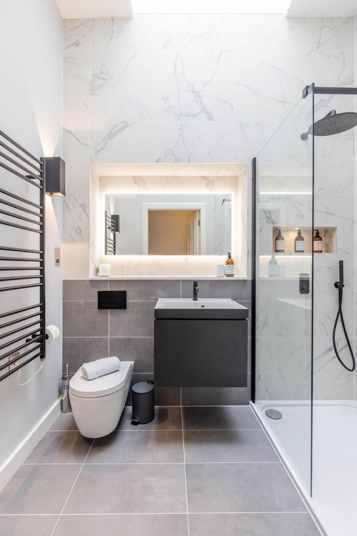 Dragon Suites - Ladon Suite - 2 Bed City Centre Luxury Apartment إدنبرة المظهر الخارجي الصورة